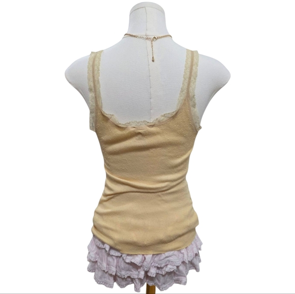 !! SOLD !! Abercrombie vintage light yellow lace cami tank top - Picture 3 of 6